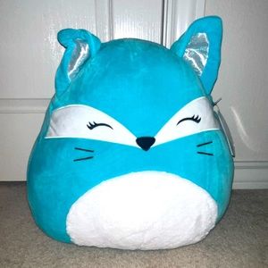 Pania the Fox 16” squishmallow plushie